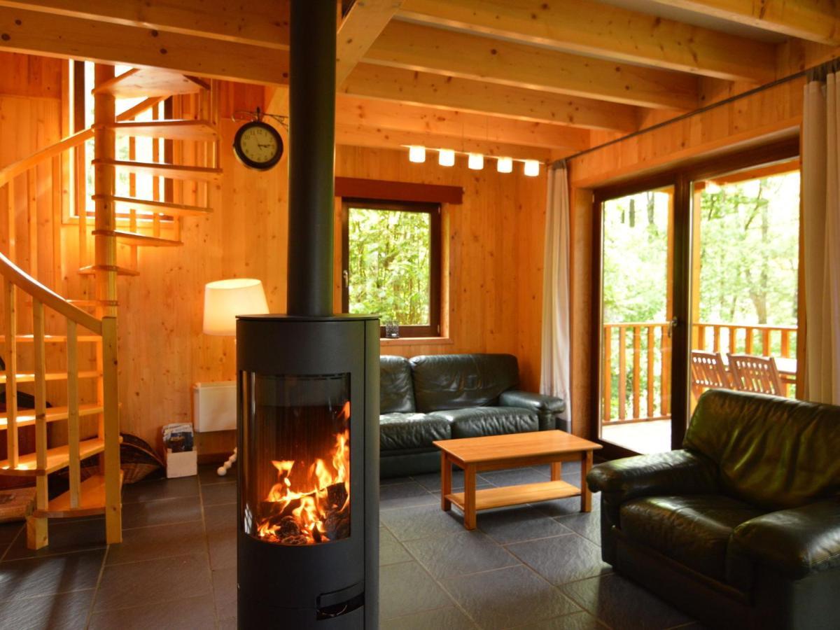 Comfortable Modern Chalet With Wood Finish Aywaille Exteriér fotografie